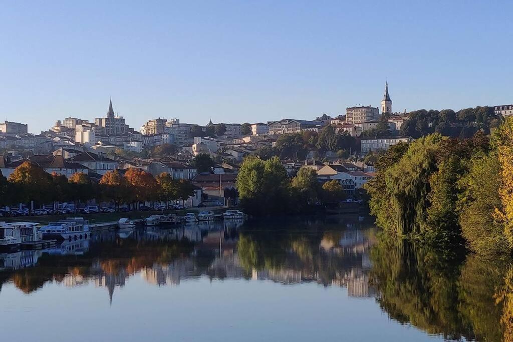 Le Petit Voyageur Appartement Angoulême Buitenkant foto